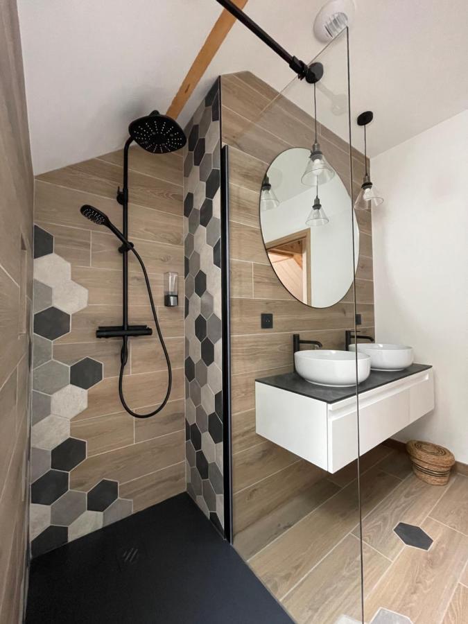 Chambres D'Hotes Les Chambres D'Elsa Albiez-Montrond Buitenkant foto