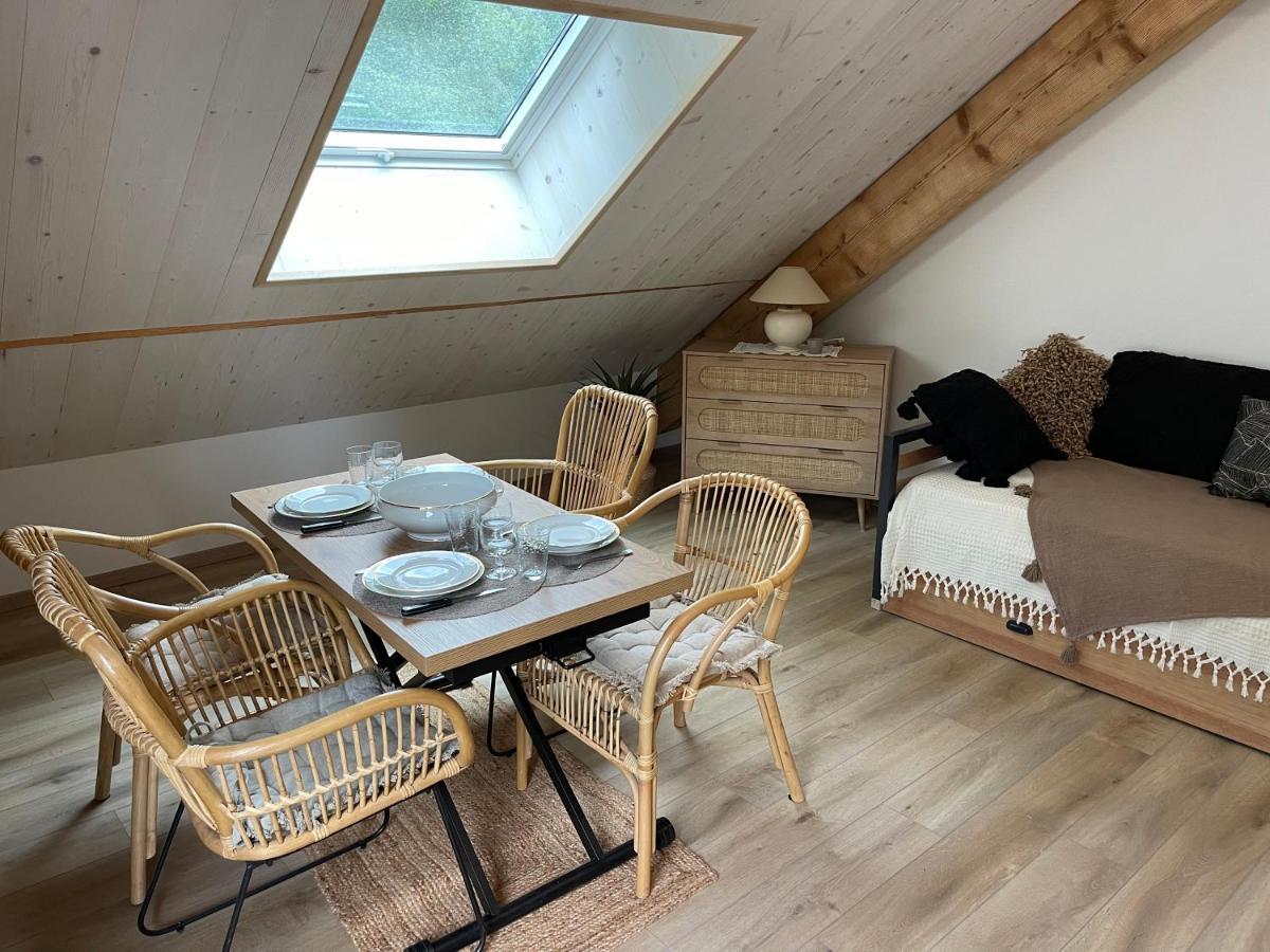 Chambres D'Hotes Les Chambres D'Elsa Albiez-Montrond Buitenkant foto