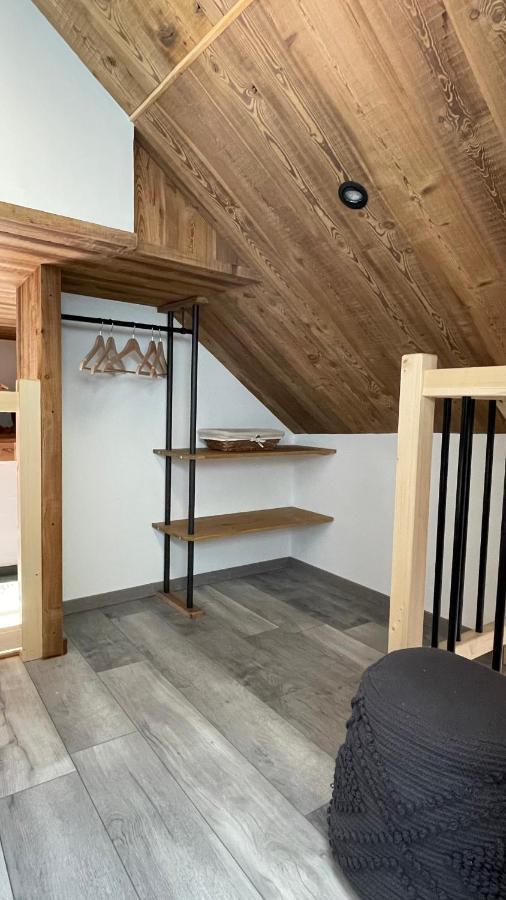 Chambres D'Hotes Les Chambres D'Elsa Albiez-Montrond Buitenkant foto