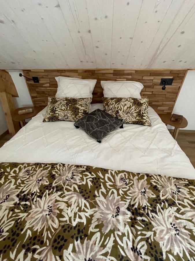 Chambres D'Hotes Les Chambres D'Elsa Albiez-Montrond Buitenkant foto